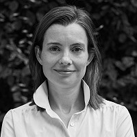 Alexandra Andrews, author of Who is Maud Dixon?